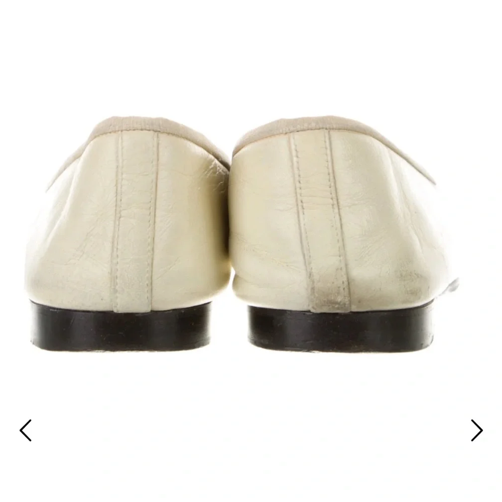 CHANEL Interlocking CC Logo Leather Ballet Flats - Picture 4 of 6